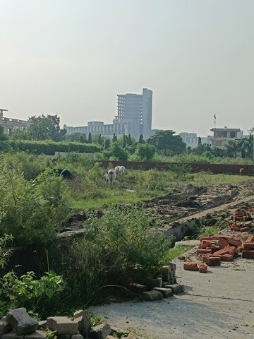  Plot For Sale in Sector 27 Yamuna Expressway