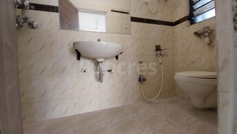 3 BHK Apartment For Rent in Arshie Complex Versova Mumbai  8022429