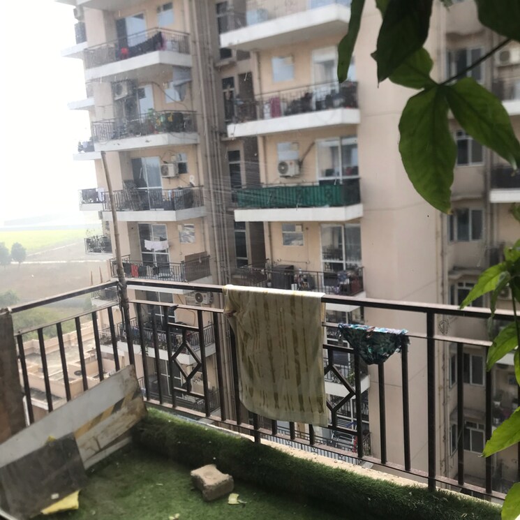 Balcony, signature-global-signum-71 3 Bedroom 1800 Sq.Ft. Apartment In Sector 73 Gurgaon 8022446