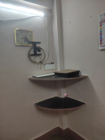 Furnished Amenities in Studio Apartment at Shukrawar Peth – for Rent