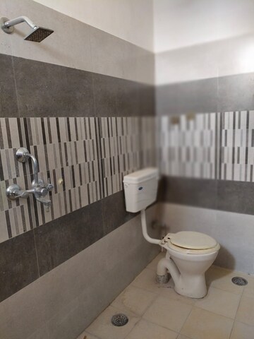 Bathroom in 2 BHK Apartment at Malviya Nagar – for Rent