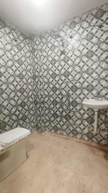 Bathroom in 1 BHK Builder Floor at Govindpuri – for Rent