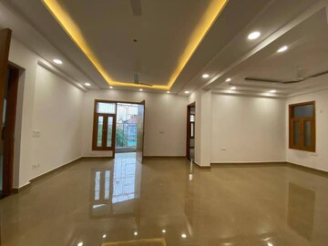 2 BHK Apartment For Rent in Saket