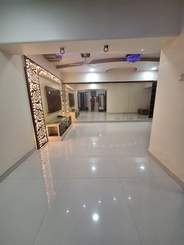 Living Room in 3 BHK Apartment at Kalyan West – for Rent