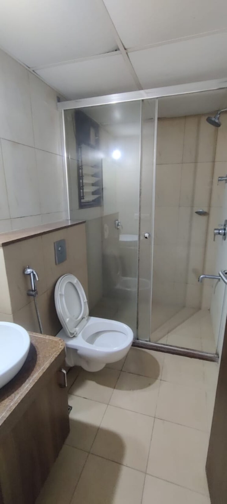 Bathroom, park-express 2 Bedroom 950 Sq.Ft. Apartment In Baner Pune 8022601