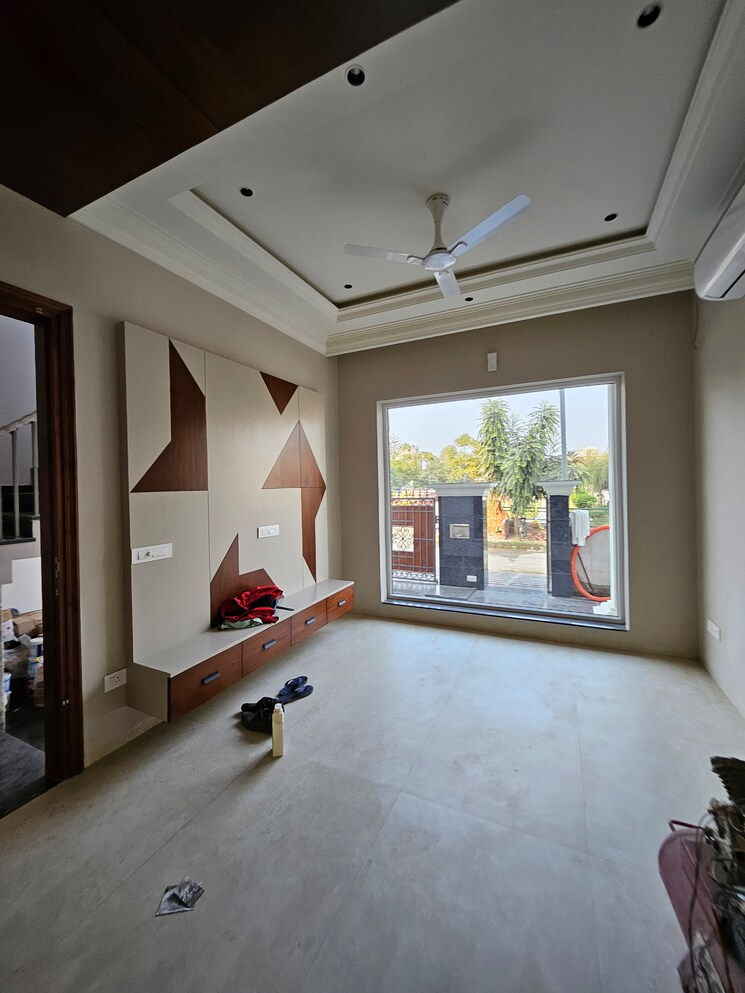 Other, aerocity 6 Bedroom 213 Sq.Yd. Villa In Aerocity Mohali 8022670