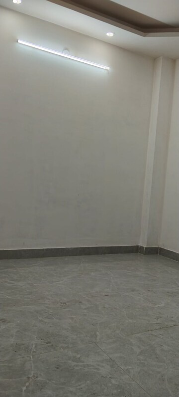 Room in 2 BHK Builder Floor at Govindpuri – for Sale