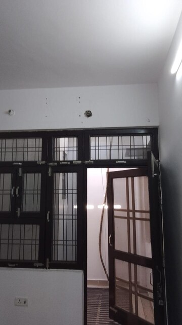 Staircase in 2 BHK Independent House at Gomti Nagar – for Rent
