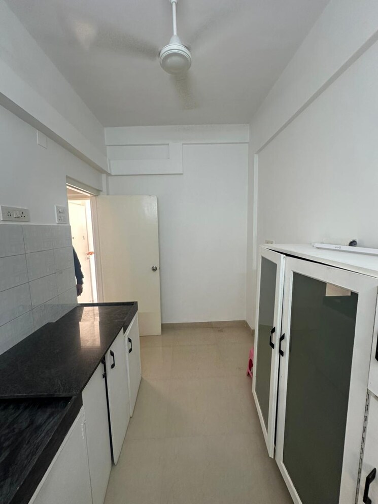 Master Bedroom, sea-glimpse-apartment 1 Bedroom 600 Sq.Ft. Apartment In Bandra West Mumbai 8022802