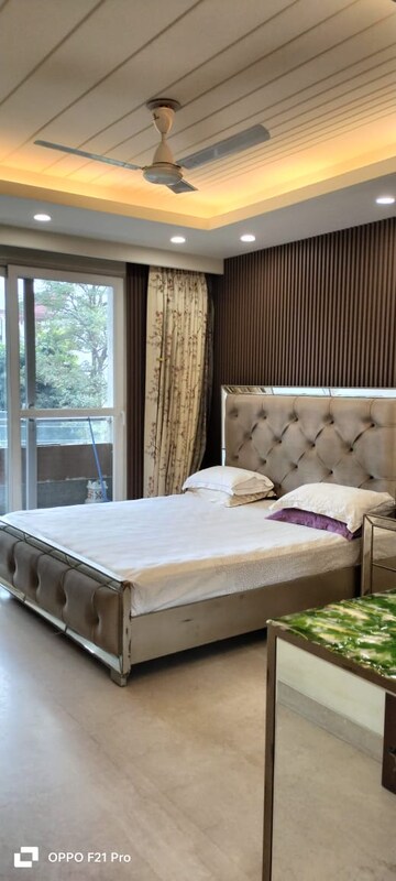 Bedroom in 3 BHK Apartment at Central Park I, Sector 42 – for Sale