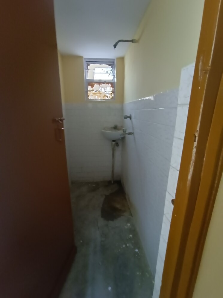 Bathroom, kadamkuan 2 Bedroom 950 Sq.Ft. Apartment In Kadamkuan Patna 8022839