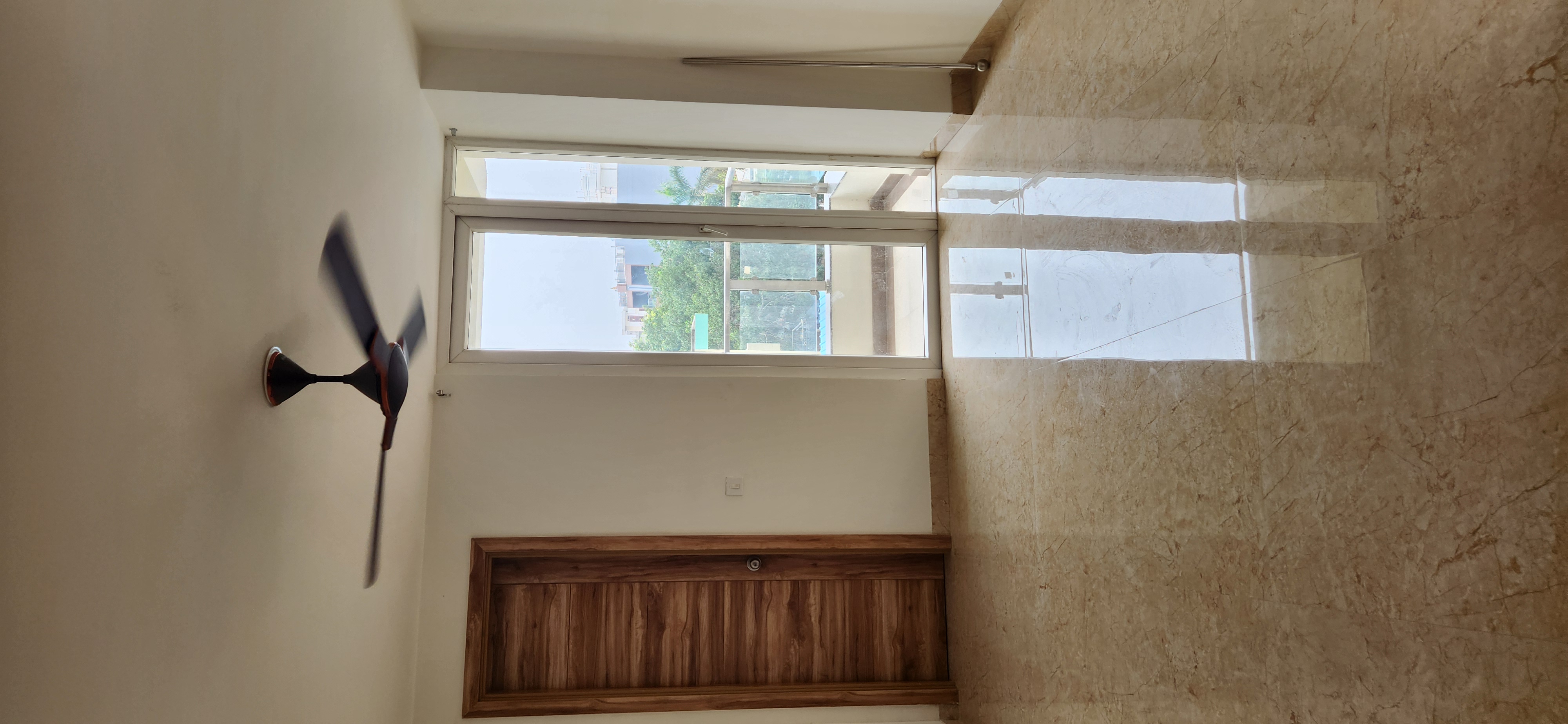 4 BHK + Servant Room Apartment For Sale in SARE Petioles
