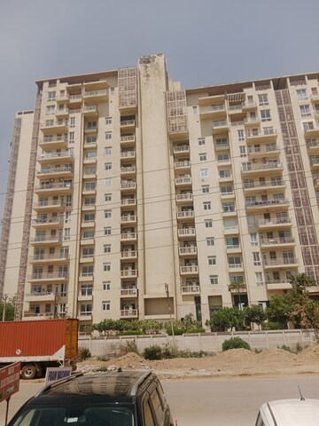 4 BHK Apartment For Rent in Indiabulls Enigma, Sector 110