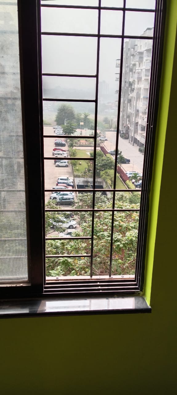 3 BHK 1600 Sq.Ft. Apartment in Brahma Suncity