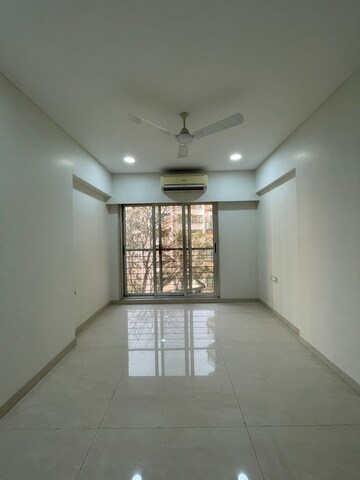 Room in 2 BHK Apartment at Newyork Ranbir Heights, Andheri East – for Sale