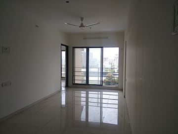 Room in 2 BHK Apartment at Andheri West – for Rent