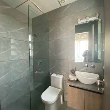 Bathroom in 3.5 BHK Builder Floor at M3M Antalya Hills, Sector 79 – for Sale