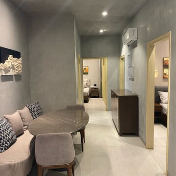 Team Area in 3 BHK Apartment at SS Cendana, Sector 83 – for Sale