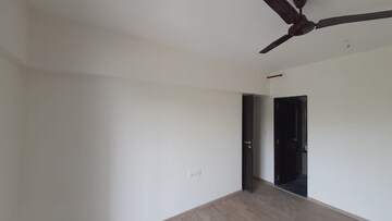 Room in 4 BHK Apartment at Nicco Residency, Jogeshwari East – for Sale