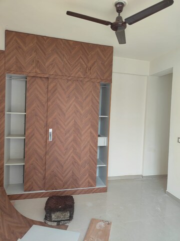 Bathroom in 2.5 BHK Apartment at ROF Aalayas, Sector 102 – for Rent