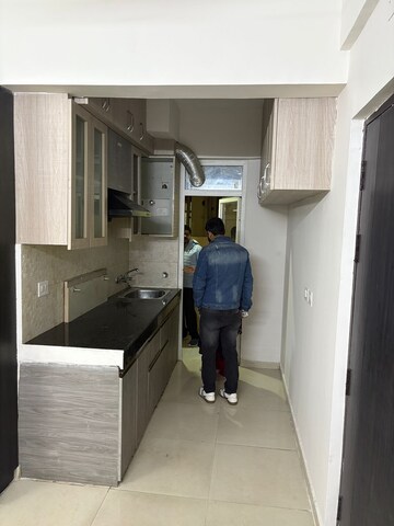 Master Bedroom in 2 BHK Apartment at Sector 37d – for Rent