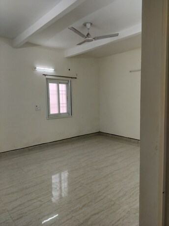 2 BHK Independent House For Rent in RWA Apartments Sector 72 Sector 72 Noida  8023198