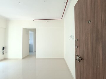 Furnished Amenities in 2 BHK Apartment at Lodha Amara, Kolshet Road – for Rent