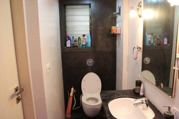 Bathroom in 2 BHK Apartment at Vile Parle East – for Rent