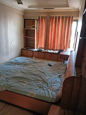 Bedroom in 1 BHK Apartment at Chhabhaiya Park, Balkum Pada – for Rent
