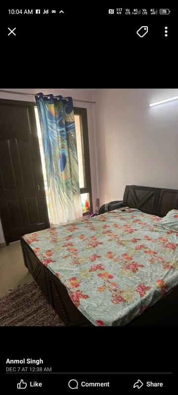 Master Bedroom in 3 BHK Apartment at Sector 20 – for Rent