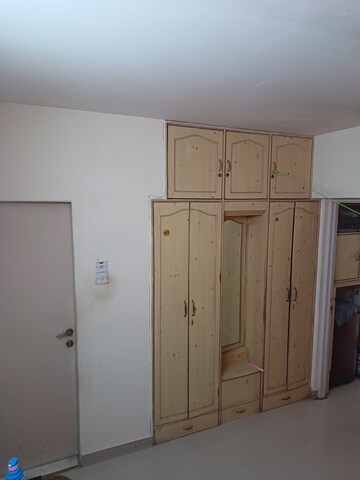 Building Lobby in 1 BHK Apartment at Spring Leaf 6 CHS, Kandivali East – for Rent