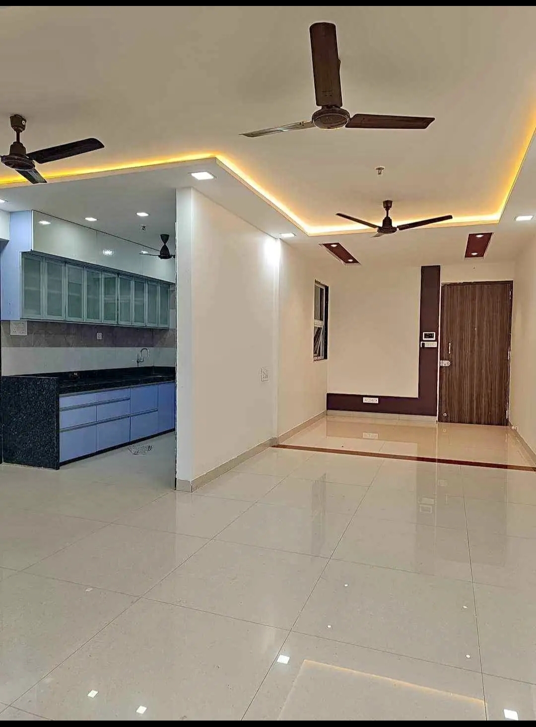 2 BHK Apartment For Sale in Imperial Crest