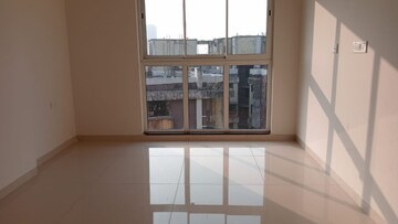 Room in 1 BHK Apartment at Godrej Tranquil, Kandivali East – for Sale