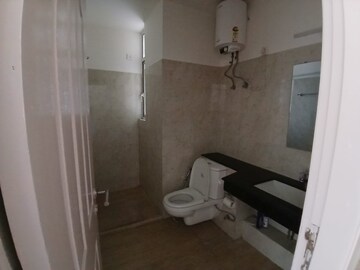 Bathroom in 5 BHK Apartment at Pioneer Park Presidia, Sector 62 – for Rent