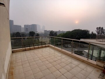 Balcony in 5 BHK Apartment at Pioneer Park Presidia, Sector 62 – for Rent