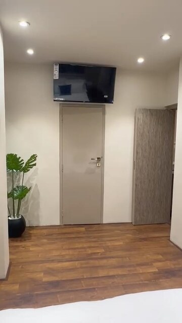 Bedroom in 1 BHK Apartment at Juhu – for Rent