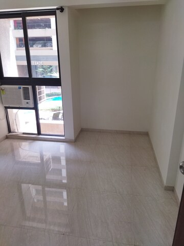 Room in 2 BHK Builder Floor at Signature Global City, Sector 37d – for Sale