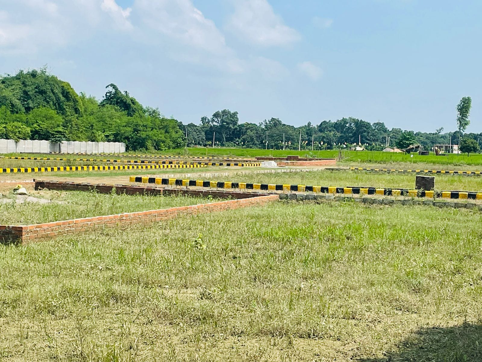 Plot For Sale in Gosainganj