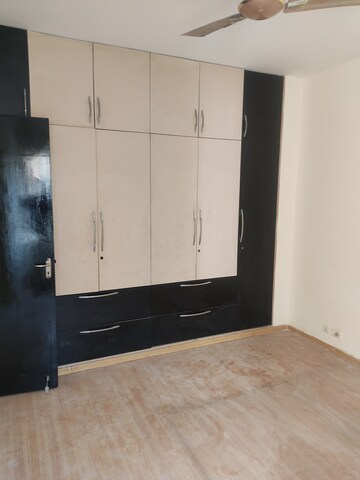 Furnished Amenities in 3 BHK Apartment at RPS Auria, Sector 88 – for Sale