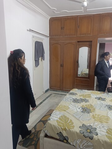 Bedroom in 1 RK Apartment at Lavanya Apartments, Sector 62 – for Rent