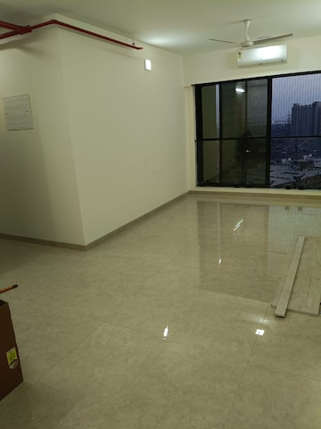 Room in 3 BHK Apartment at Dosti Eastern Bay Phase 1, Wadala – for Rent