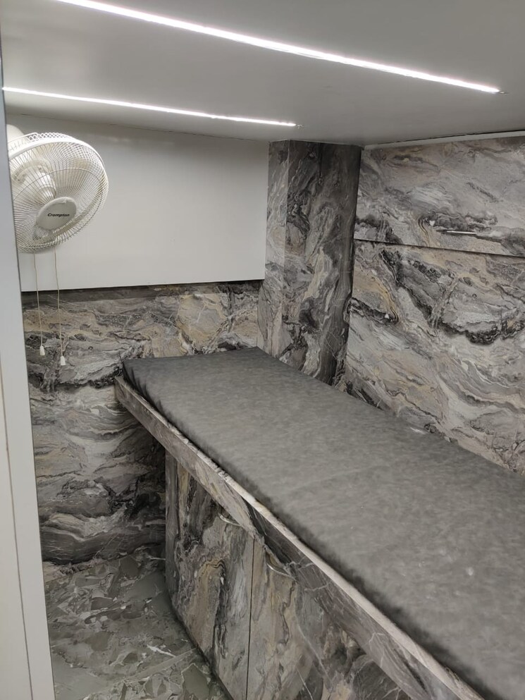 Balcony, shree-complex-kalyan Commercial Shop 250 Sq.Ft. In Kalyan West Thane 8023734