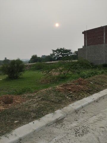 Plot Area in  Plot at Gomti Nagar – for Sale