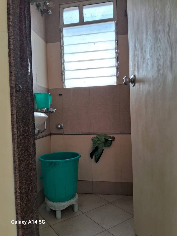 Bathroom, reema-residency 1 Bedroom 645 Sq.Ft. Apartment In Borivali West Mumbai 8023806