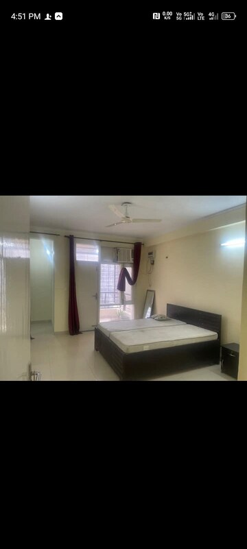Room in 1 BHK Apartment at Sector 26 – for Rent