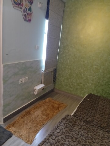 Furnished Amenities in 2.5 BHK Builder Floor at Rohini Sector 24 – for Rent
