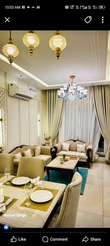 Master Bedroom in 6 BHK Villa at Sector 26 – for Rent