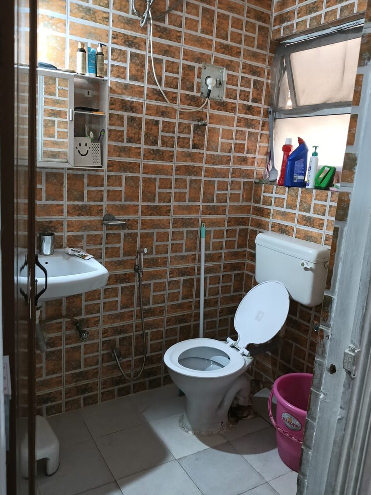 Bathroom, rail-vihar-chs 2 Bedroom 1150 Sq.Ft. Apartment In Kharghar Sector 4 Navi Mumbai 8023812