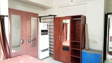 Room in 2 BHK Apartment at Lodha Paradise, Majiwada – for Rent