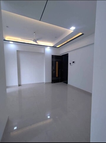 Room in 2 BHK Apartment at Sunteck West World, Naigaon East – for Rent